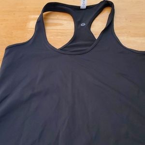 Lululemon Cool Racerback Size 8 Gator Green